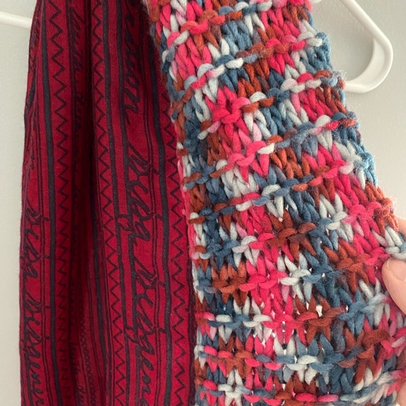 BCBGeneration Infinity Scarf - Picture 6 of 8